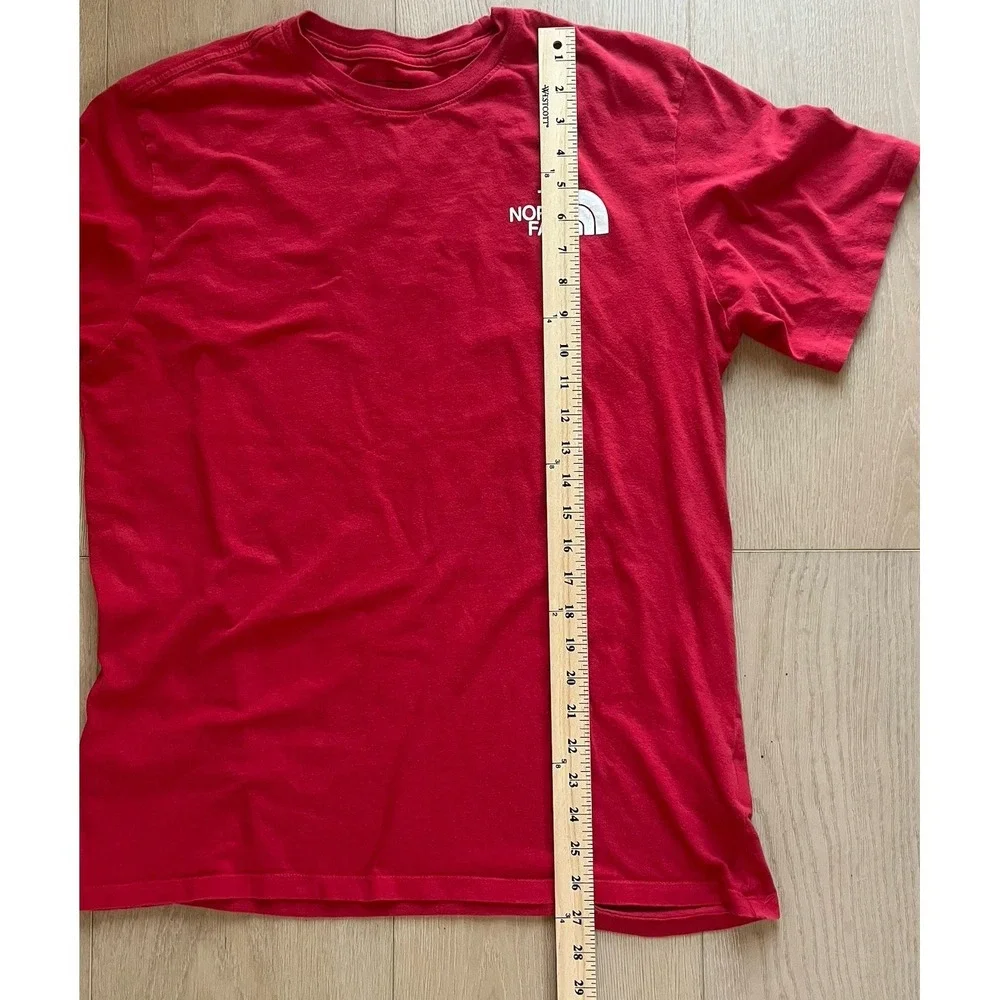 The North Face Lot of 2 T shirt men large red Long Sleeve black Short Sleeve